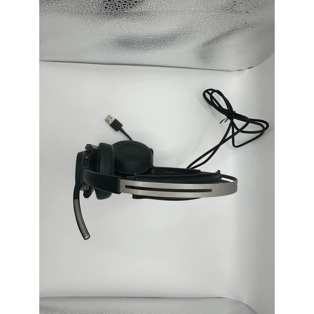 Plantronics Voyager Focus UC B825 Bluetooth Headset with Charging Stand Black